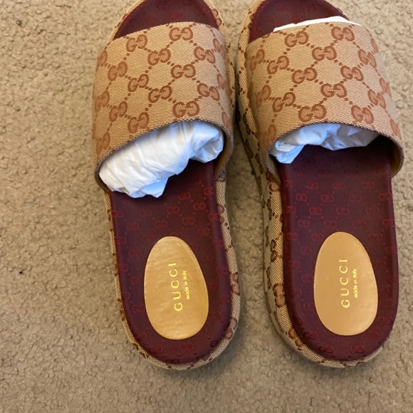 Gucci Platform Sandals - Picture 6 of 6